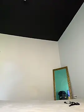 xMirana_ live sex cam