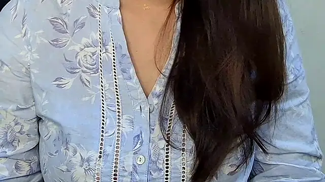 Naina_For_You's cam snapshot