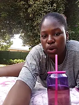 DARKberryDIAMOND's cam snapshot