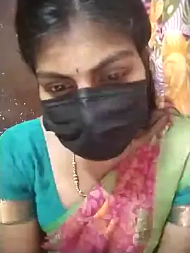 Nithiila's cam snapshot