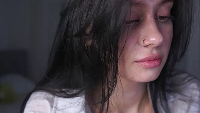 MarvisKuhIo's cam snapshot