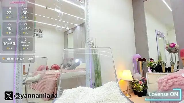 Yanna_miana live sex cam