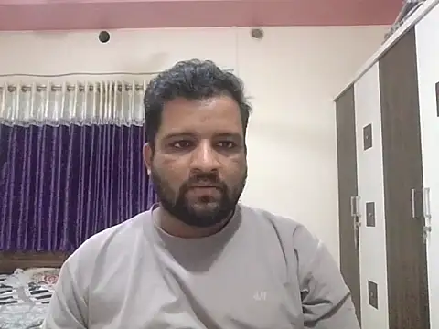 dhruv_love live sex cam