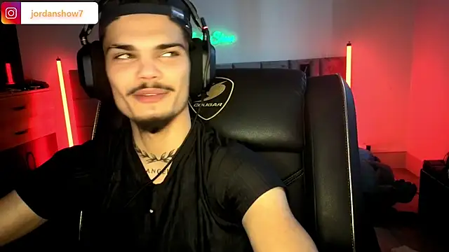 JordanShow's cam snapshot