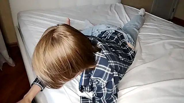 rick_boyy's cam snapshot