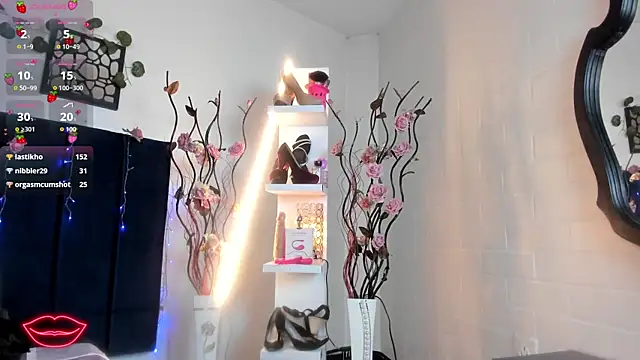 Sofia_boobs__'s cam snapshot