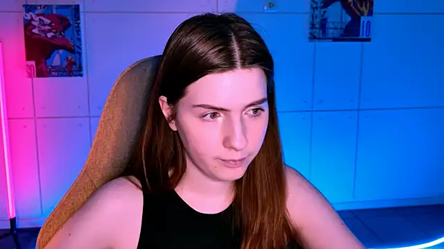 AliceCUNTach's cam snapshot