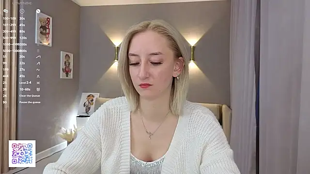 JodeeThu's cam snapshot