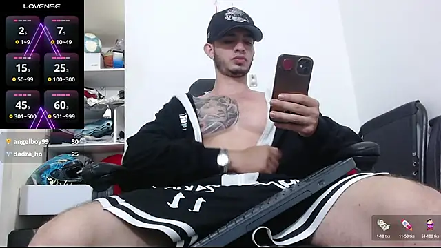 freestyle_blake1's cam snapshot