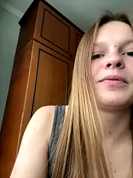 KateSweet999's cam snapshot