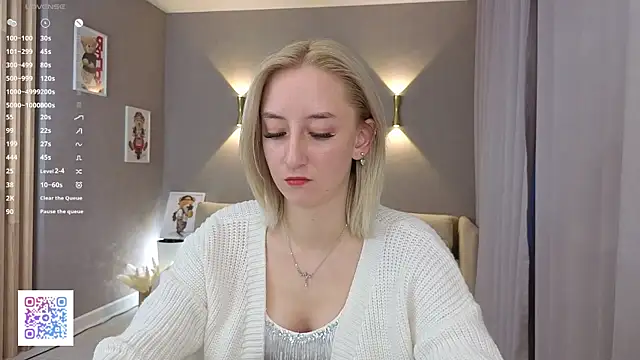 JodeeThu's cam snapshot