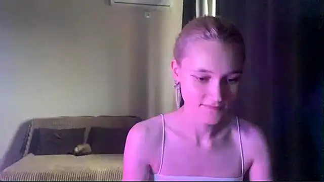 TwinedPeril's cam snapshot