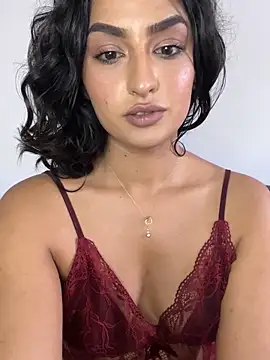 Mia_spicyy's cam snapshot