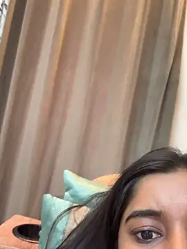 desitease's cam snapshot