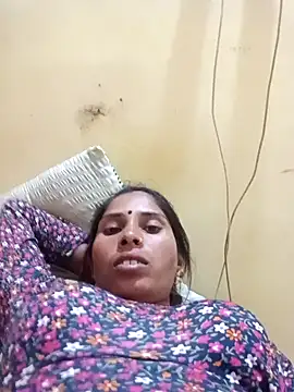 Veshali_Love143's cam snapshot