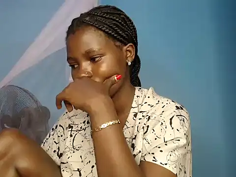 TrishaKalid's cam snapshot