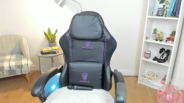 _BellaEvans_'s cam snapshot