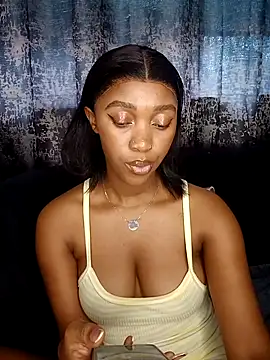 Hannah_107's cam snapshot