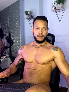 ARON_TAYLER01's cam snapshot