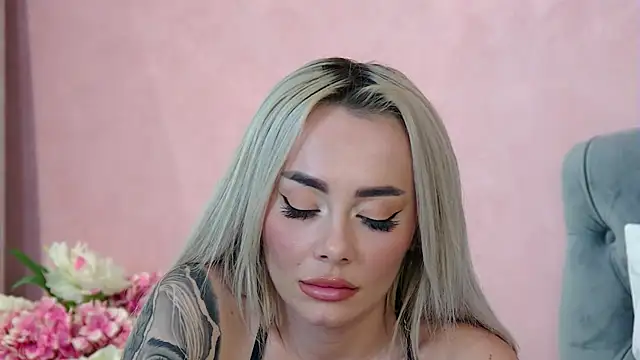 FrancescaMcGray live sex cam