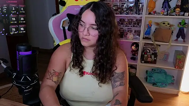 Sweet_sully__ live sex cam