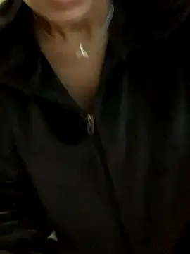 MiraMiss's cam snapshot