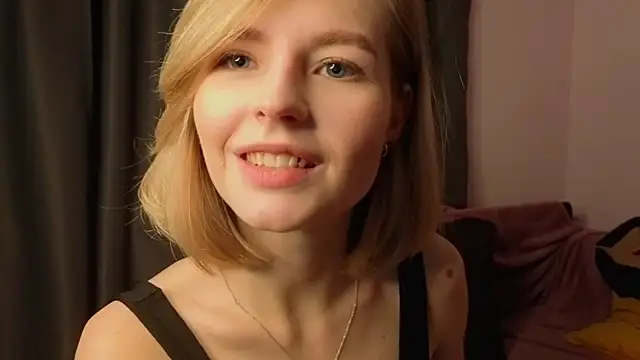 BaileyBernos's cam snapshot