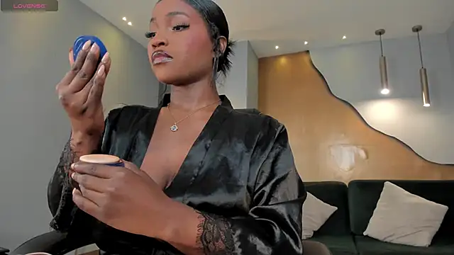 SavannahStorm's cam snapshot