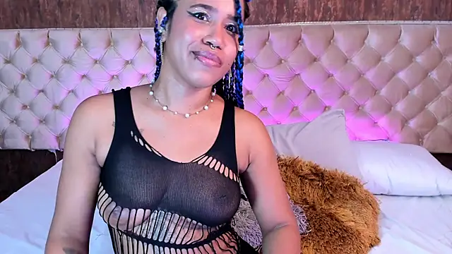 AfricaBell's cam snapshot