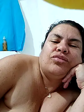 yaneth_'s cam snapshot