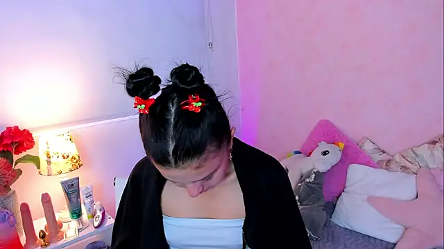 DyanaMoon22's cam snapshot