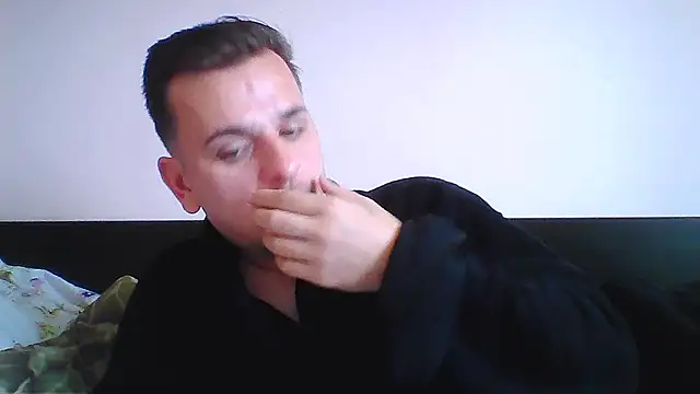 Huge_cock22cm's cam snapshot