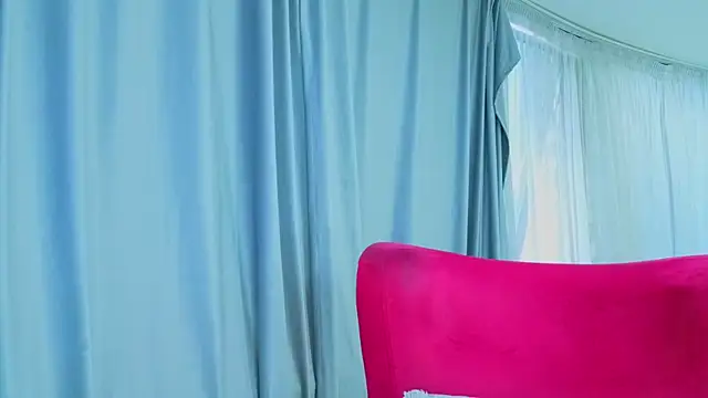 SinwithJessy's cam snapshot