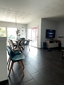 Clarasense__'s cam snapshot