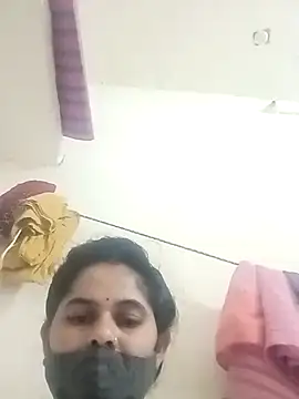 JULEE-740's cam snapshot