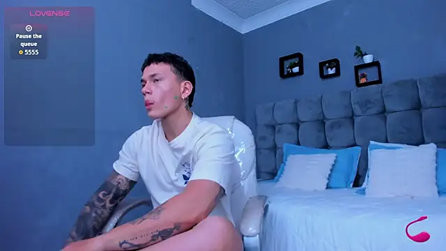 Thomas_moon live sex cam