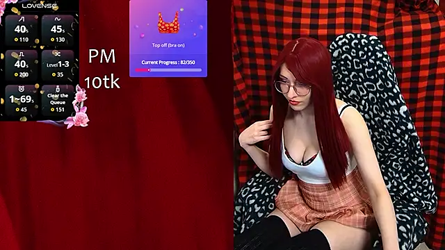 ElliMoor's cam snapshot