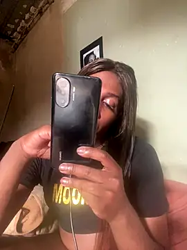 Moorella1 live sex cam