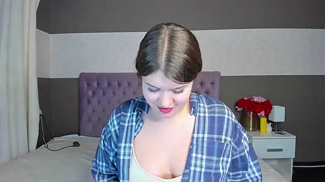 NikkiBustt's cam snapshot