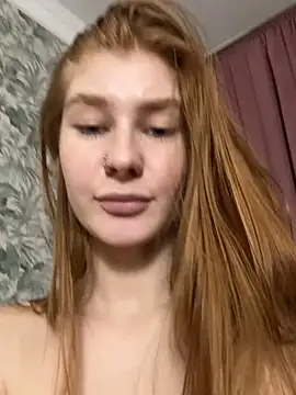 JuliaPowers_'s cam snapshot