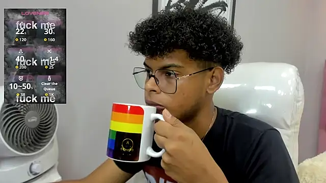 boylittle19cm live sex cam