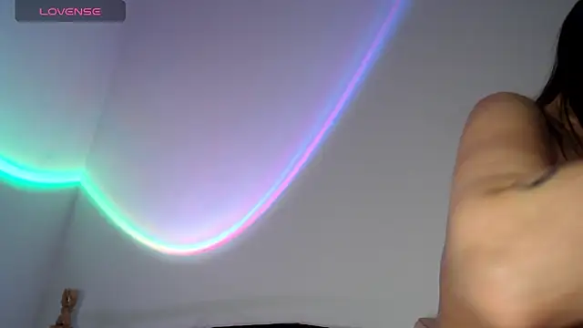 BritneyDivine's cam snapshot