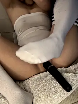 Linalicious's cam snapshot