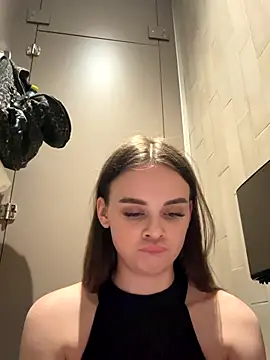 KristiRich's cam snapshot