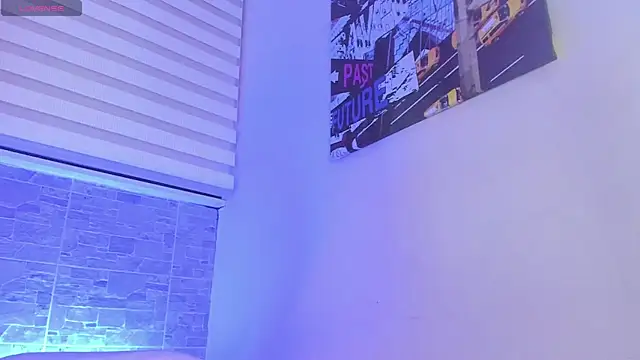 BellaBlazze's cam snapshot