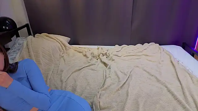 JanelKutz's cam snapshot