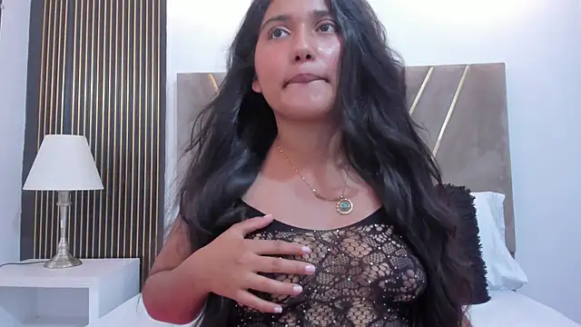 Amalia_Queen's cam snapshot