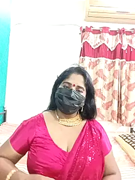 tamil-aunt's cam snapshot