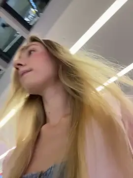 Lia__Love live sex cam