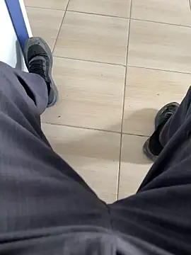 kenanbal0677's cam snapshot